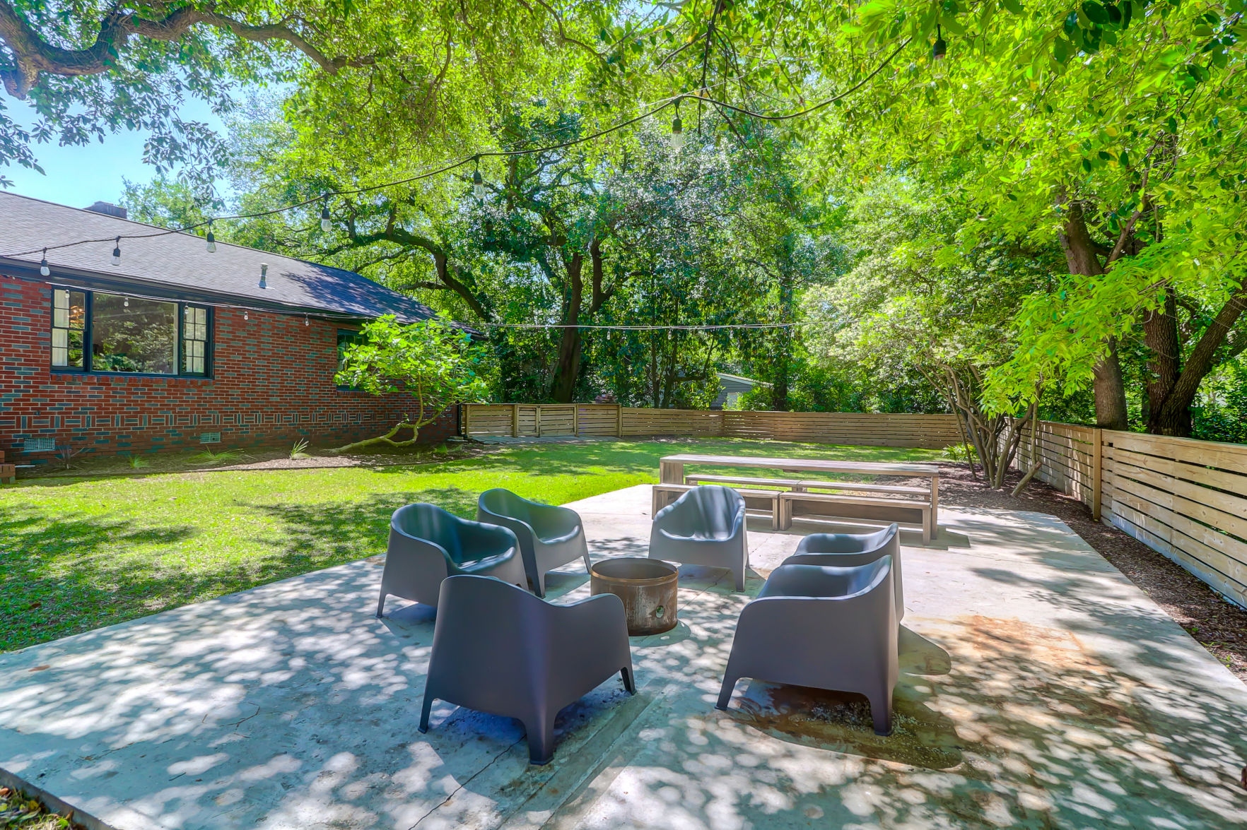 5017 N Rhett backyard